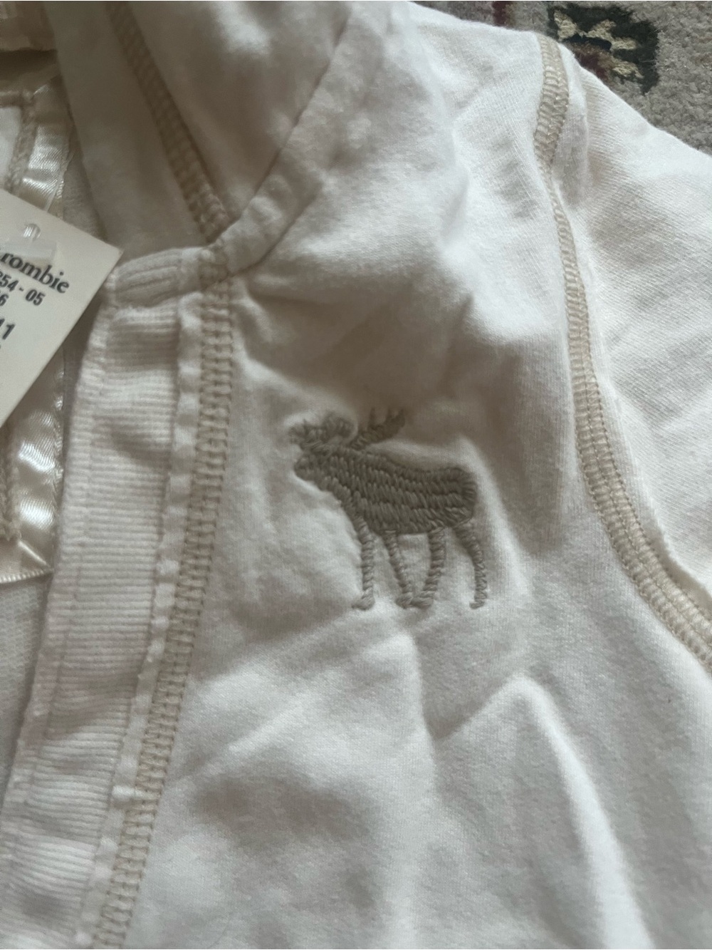 Vintage Y2K abercrombie vneck hoodie - Picture 4 of 7